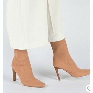 JOURNEE COLLECTION Tan Elissa Pull-On Slim Stack Heel Sock Boots